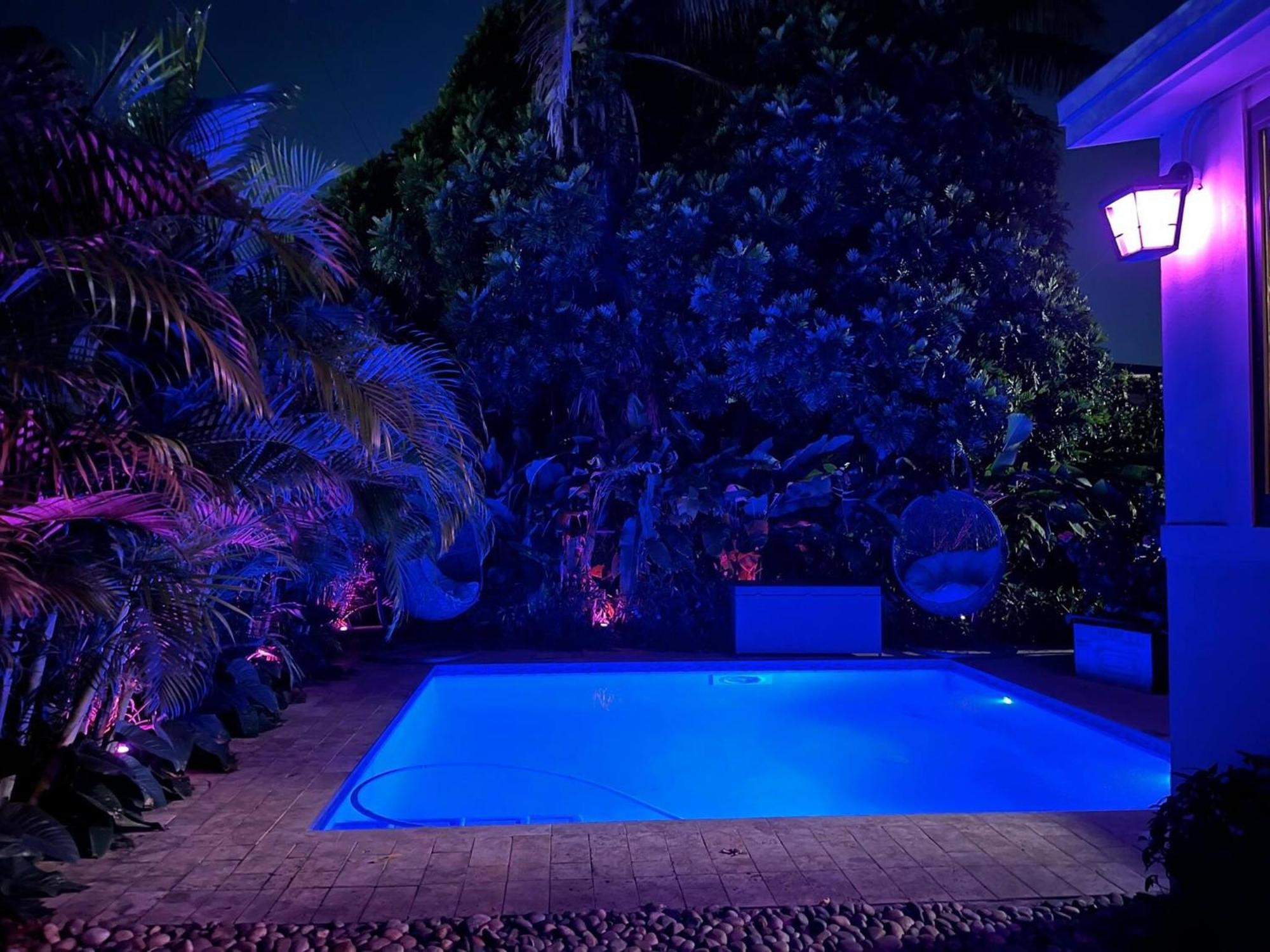 Experience Magic: Tropical Pool Escape *