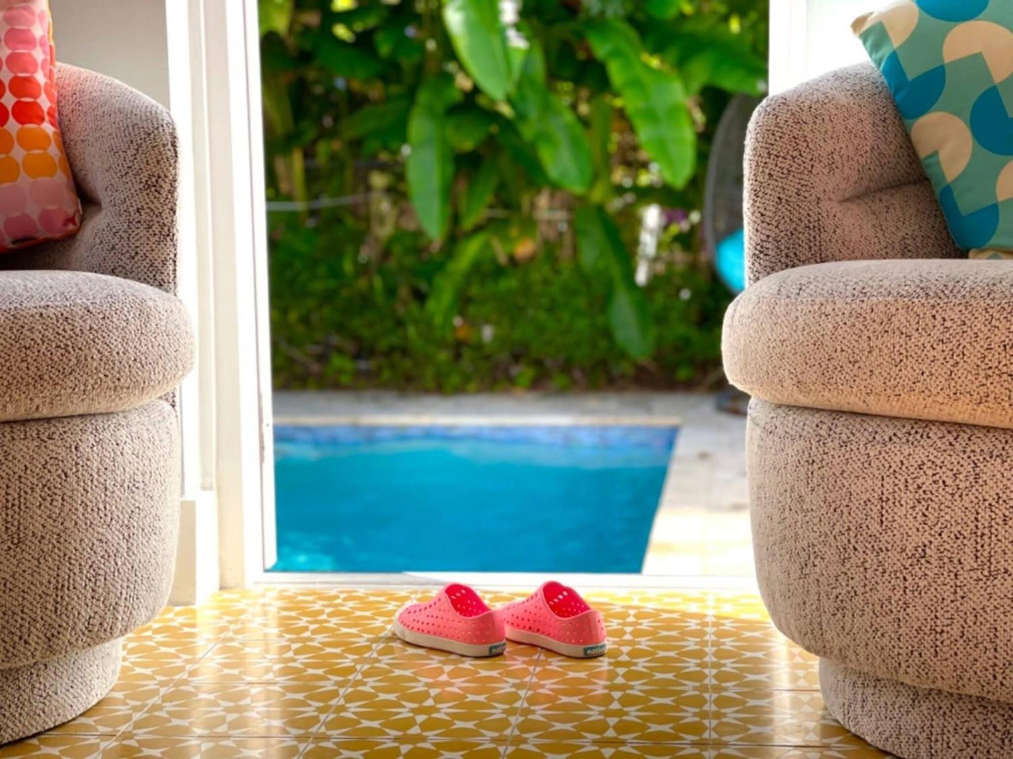 Experience Magic: Tropical Pool Escape Holiday home *